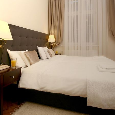 Mjz Apartments Old Town كراكوفيا المظهر الخارجي الصورة