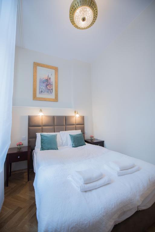 Mjz Apartments Old Town كراكوفيا المظهر الخارجي الصورة