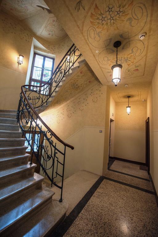 Mjz Apartments Old Town كراكوفيا المظهر الخارجي الصورة