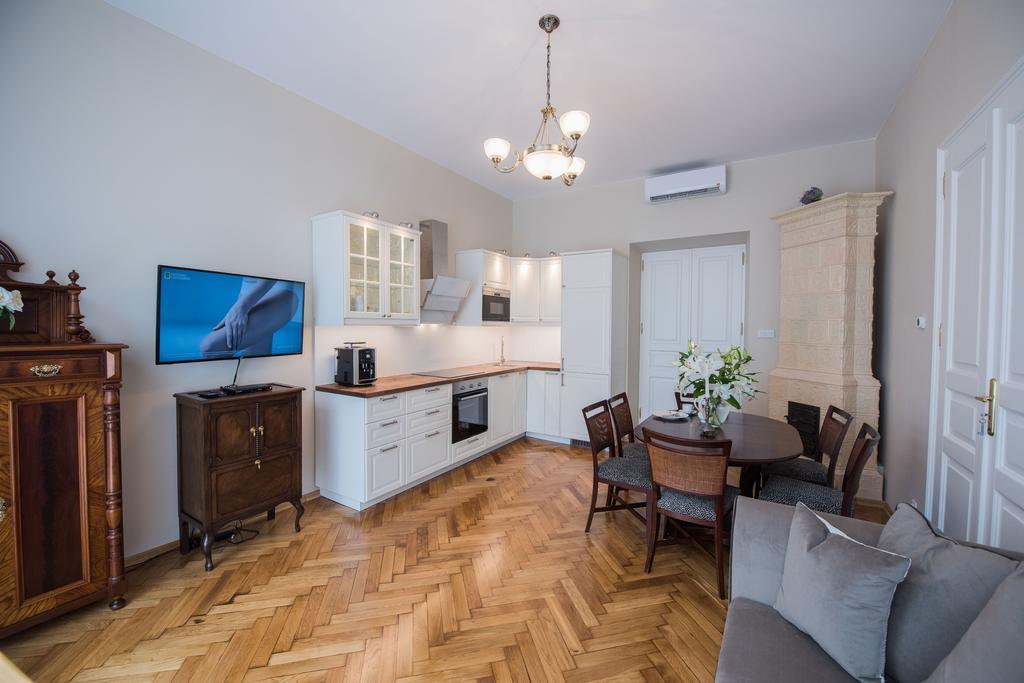 Mjz Apartments Old Town كراكوفيا المظهر الخارجي الصورة