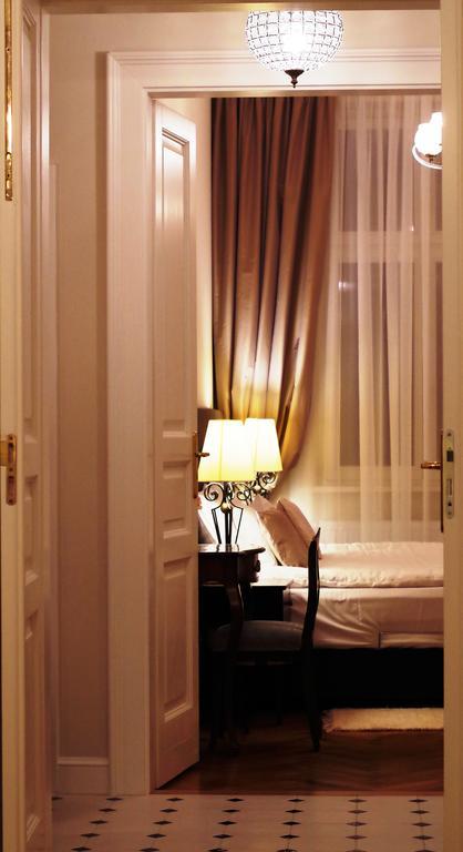 Mjz Apartments Old Town كراكوفيا المظهر الخارجي الصورة