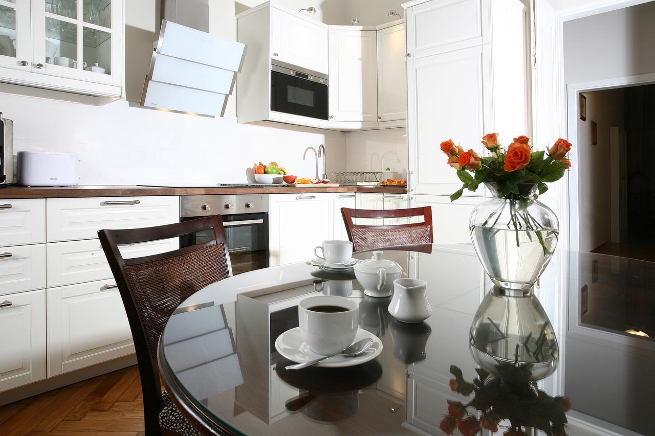 Mjz Apartments Old Town كراكوفيا المظهر الخارجي الصورة