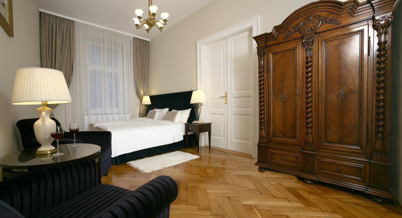 Mjz Apartments Old Town كراكوفيا المظهر الخارجي الصورة