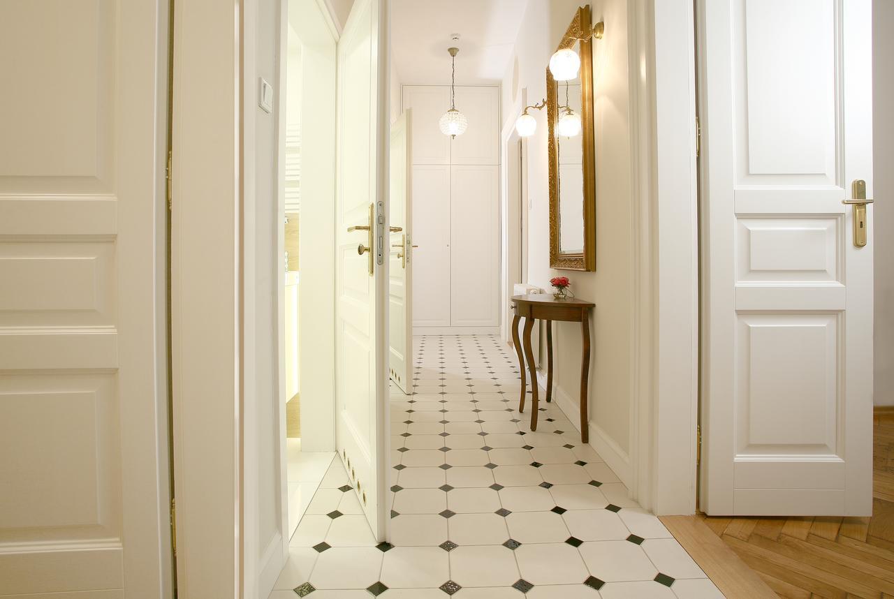 Mjz Apartments Old Town كراكوفيا المظهر الخارجي الصورة